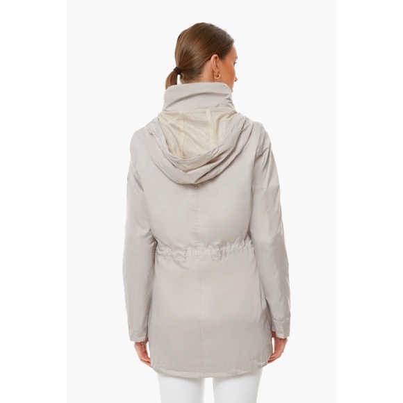 Barbour Campion Showerproof Jacket - Picture 4 of 16